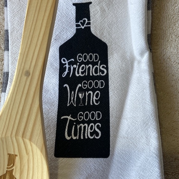 🍷Wine Accessories Woven Gift Basket Set 🍷 - Picture 12 of 13